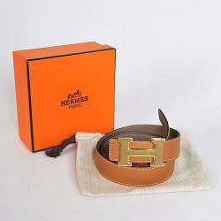 Sito Replica Hermes grigio scuro bovino giugulare Vene Cintura HR1009A Oro Imitazioni Replica perfette Hermes grigio scuro bovino giugulare Vene Cintura HR1009A Oro