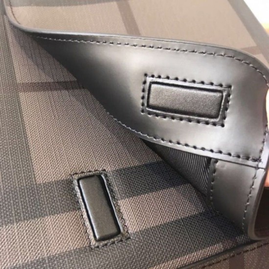 Borsa a tracolla Piccola Uomo nera imitazioni perfette