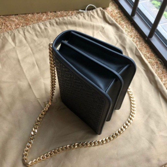 Replica 1:1 Borsa TB piccola in pelle di agnello con monogramma trapuntato nera Outlet Borsa TB piccola in pelle di agnello con monogramma trapuntato nera imitazioni perfette