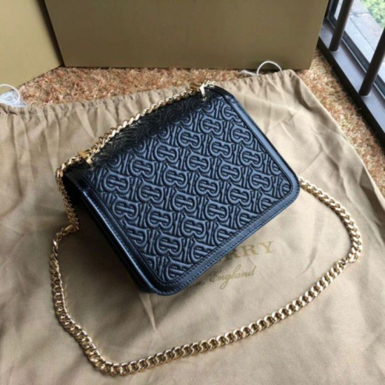 Replica 1:1 Borsa TB piccola in pelle di agnello con monogramma trapuntato nera Outlet Borsa TB piccola in pelle di agnello con monogramma trapuntato nera imitazioni perfette
