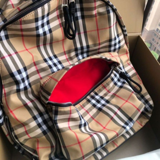 Replica 1:1 Zaino in nylon con motivo Vintage check marrone Outlet Zaino in nylon con motivo Vintage check marrone imitazioni perfette