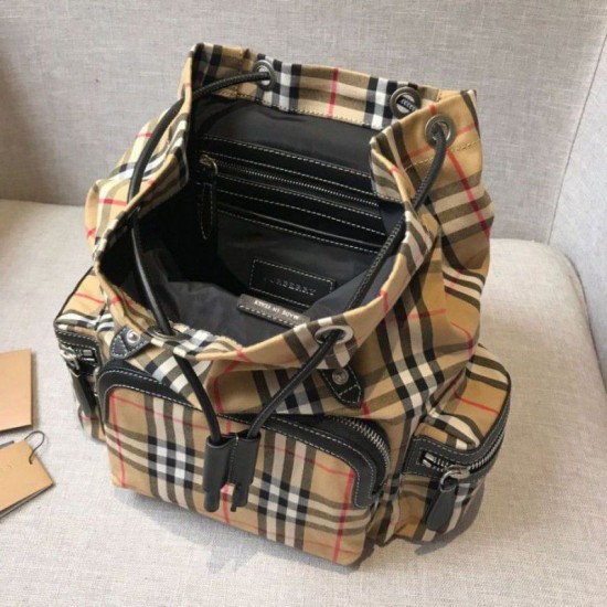 Zaino Medium da donna con motivo Vintage check e banda con icona imitazioni perfette
