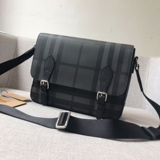 Borse Replica a tracolla da uomo London Check nera imitazioni perfette