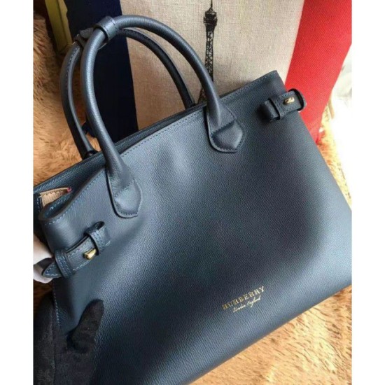 Borsa media a quadri House Check Blu scuro imitazioni perfette