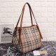 Riproduzione Fedele Haymarket Check Tote Borse 8886 Marrone imitazioni Replica Alta Qualità Haymarket Check Tote Borse 8886 Marrone
