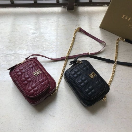 Cloni Firmate Burberry Borsa per fotocamera trapuntata piccola nera imitazioni