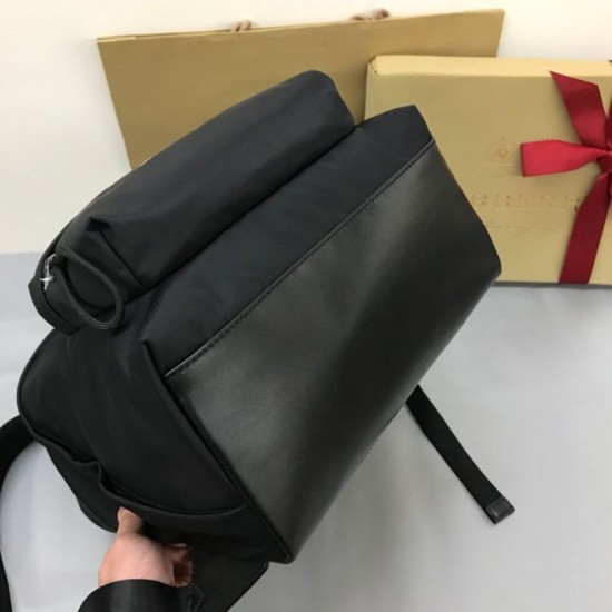 Cloni Firmate Zaino ECONYL Logo Burberry stampa  imitazioni