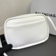 Borsa piccola per fotocamera Balenciaga Everyday liscia vitello beige