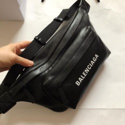 Cloni Firmate Marsupio Balenciaga Nero imitazioni