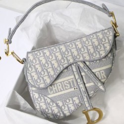 Dupe Borsa Christian Dior Saddle Original Oblique in tela ricamata grigia imitazioni perfette Replica Borsa Christian Dior Saddle Original Oblique in tela ricamata grigia Griffate