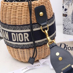 Dupe Borse Replica a secchiello in vimini Christian Dior Albicocca imitazioni perfette Replica Borse a secchiello in vimini Christian Dior Albicocca Griffate