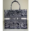 Imitazione Christian Dior Book Tote blu scuro