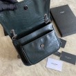 Bora Pari all'originale replica media YSL Saint Laurent Niki Nera