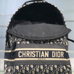 Qualità superiore replica Zaino Christian Dior Diortravel blu scuro Dupe Perfetta Cloni Firmate Qualità superiore replica Zaino Christian Dior Diortravel blu scuro imitazioni