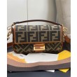 Bora Pari all'originale replica Baguette FF Canvas 8BR600 Caffè