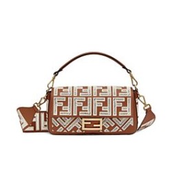 Borsa Baguette In Pelle Con Ricamo FF 8BR600 Caffè