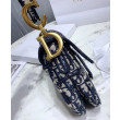 Sella Christian Dior Borsa obliqua originale in tela ricamata Blu scuro Sella Christian Dior Borsa obliqua originale in tela ricamata Blu scuro