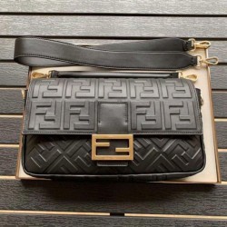 Borsa baguette grande con logo FF nera imitazioni perfette
