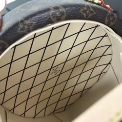 Petite Boite Chapeau M43514