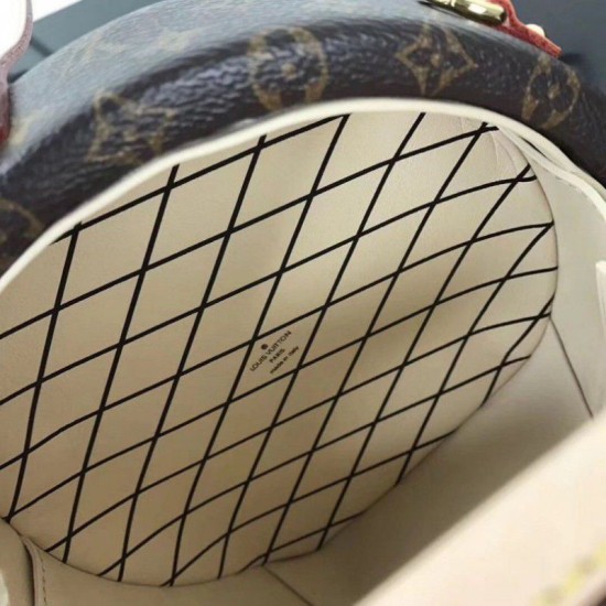 Petite Boite Chapeau M43514