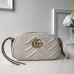 Replica Perfetta a tracolla GG Marmont Matelasse 447632 Bianca