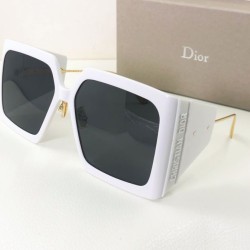 Dupe Occhiali da sole quadrati Dior Diorsolar S1u avorio bianchi imitazioni perfette Replica Occhiali da sole quadrati Dior Diorsolar S1u avorio bianchi Griffate