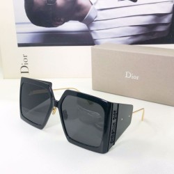 Dupe Occhiali da sole quadrati Dior Diorsolar S1u avorio Nero imitazioni perfette Replica Occhiali da sole quadrati Dior Diorsolar S1u avorio Nero Griffate