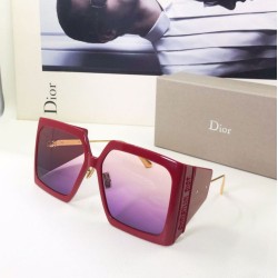 Dupe Occhiali da sole quadrati Dior Diorsolar S1u Ivory Rossi imitazioni perfette Replica Occhiali da sole quadrati Dior Diorsolar S1u Ivory Rossi Griffate