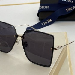 Dupe Occhiali da sole quadrati sfumati Dior Nero imitazioni perfette Replica Occhiali da sole quadrati sfumati Dior Nero Griffate