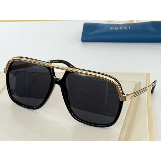 Occhiali da sole quadrati GG0200S glod / Nero Occhiali da sole quadrati GG0200S glod / Nero