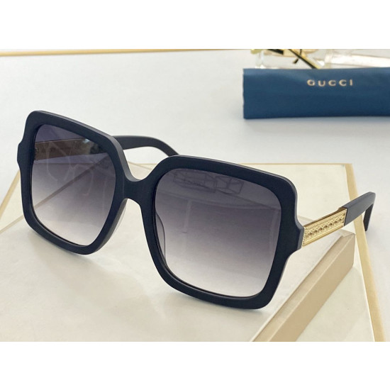 Occhiali da sole quadrati GG0884S Nero