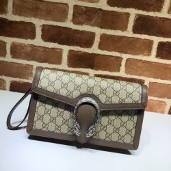 Cloni Firmate Dettagli perfetti clutch Dionysus GG Supreme 621197 marrone imitazioni