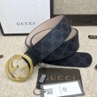 Pari all'originale replica Cintura GG Supreme con fibbia G nera 411924