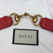 Cintura in pelle con morsetto rosso 488939