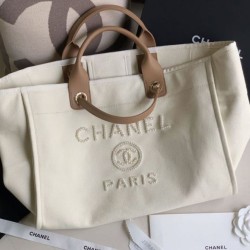 Borsa Replica 1:1 shopping Deauville con logo Pearl A66941 Beige Dupe Perfetta Cloni Firmate Borsa Replica 1:1 shopping Deauville con logo Pearl A66941 Beige imitazioni