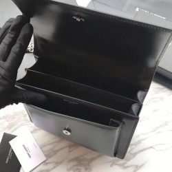 Replica 1:1 Borsa YSL Saint Laurent Medium Sunset liscia nera argento Outlet Borsa YSL Saint Laurent Medium Sunset liscia nera argento imitazioni perfette