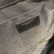 Dettagli perfetti Pochette Saint Laurent nera con hardware argento