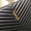 Pochette Saint Laurent nera con hardware oro