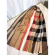 Pari all'originale replica Cammello di sciarpa di Cashmere Grande Check Classic Pari all'originale replica Cammello di sciarpa di Cashmere Grande Check Classic
