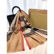 Pari all'originale replica Cammello di sciarpa di Cashmere Grande Check Classic Pari all'originale replica Cammello di sciarpa di Cashmere Grande Check Classic