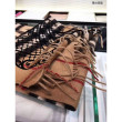 Sciarpa in Cashmere Classic in Camel Check e Lace Sciarpa in Cashmere Classic in Camel Check e Lace