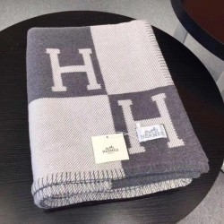 Qualità da grande replica Coperta Hermes Grey Avalon Dupe Perfetta Cloni Firmate Qualità da grande replica Coperta Hermes Grey Avalon imitazioni