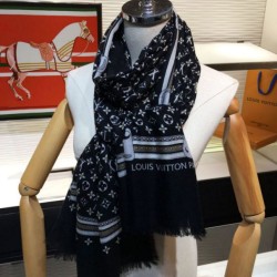 Replica 1:1 falso Scialle Monogram Studdy Denim Nero Outlet falso Scialle Monogram Studdy Denim Nero imitazioni perfette