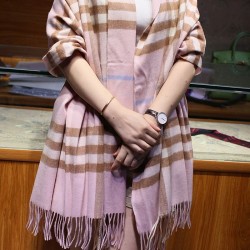 Replica 1:1 Alta gamma replica Scialle in cashmere con motivo check classico Burberry 70 x 200 rosa Outlet Alta gamma replica Scialle in cashmere con motivo check classico Burberry 70 x 200 rosa imitazioni perfette