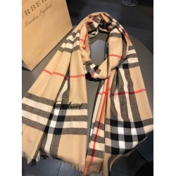 Alta gamma replica Scialle in cashmere con motivo check classico Burberry 70 x 220 marrone Alta gamma replica Scialle in cashmere con motivo check classico Burberry 70 x 220 marrone