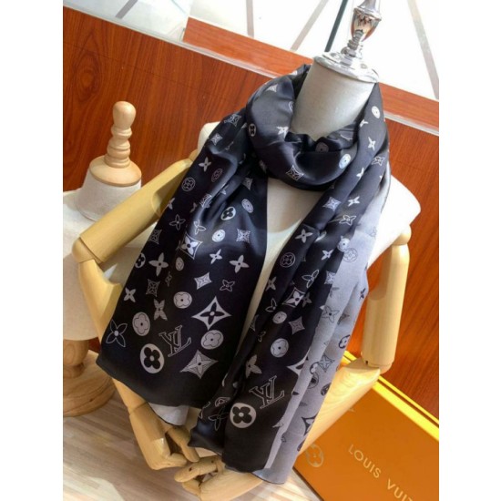 falso Sciarpa in cashmere con monogramma pop gigante Gay