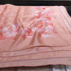 Scialle di seta monogramma classico Rosa 140 imitazioni perfette