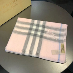 Alta gamma replica Scialle Burberry Classic Horse Cashmere Rosa