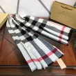 Scialle in cashmere con motivo check classico Burberry 70 x 200 nero