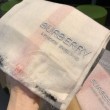 Scialle in cashmere con motivo check classico Burberry 75 x 205 bianco